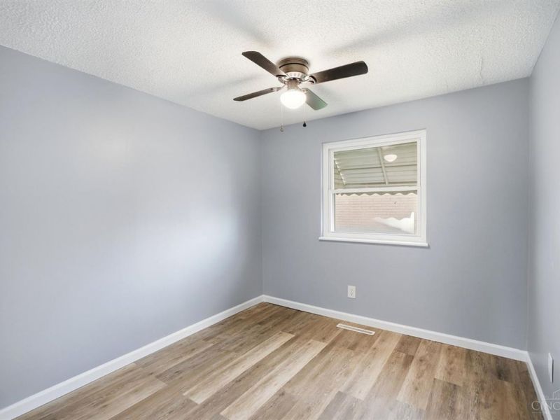 723 Ledro Street, Springdale, OH 45246 Photo 21