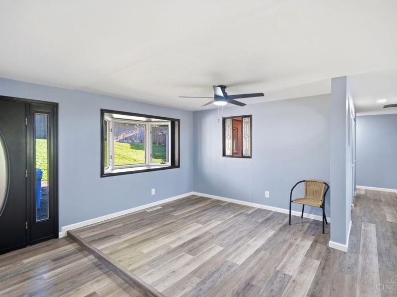 723 Ledro Street, Springdale, OH 45246 Photo 7