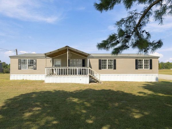 201 Ray Harvey Rd., Seminary, MS 39479