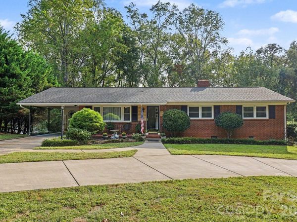 1910 Wildwood Road, Gastonia, NC 28052