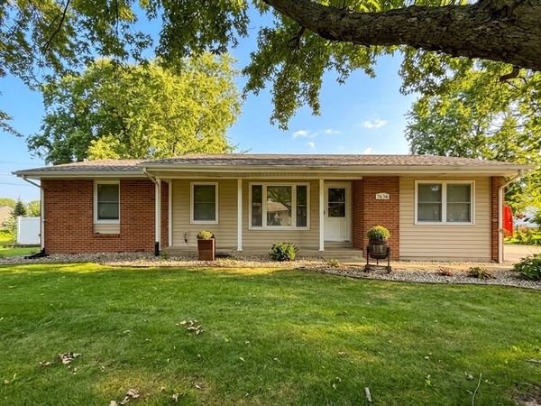 2636 N Osage Drive , Bourbonnais, IL 60914