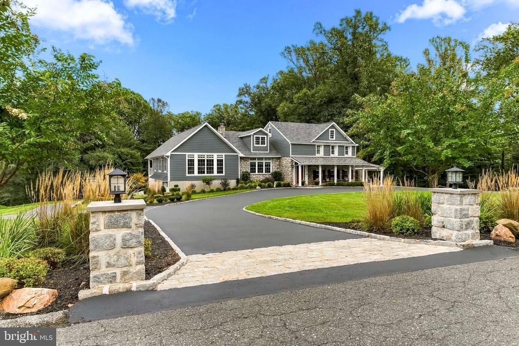 817 LORRAINE DRIVE, SPRINGFIELD, PA 19064