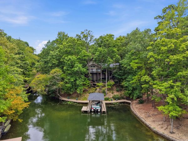 4 Ligadura Lane , Hot Springs Village, AR 71909