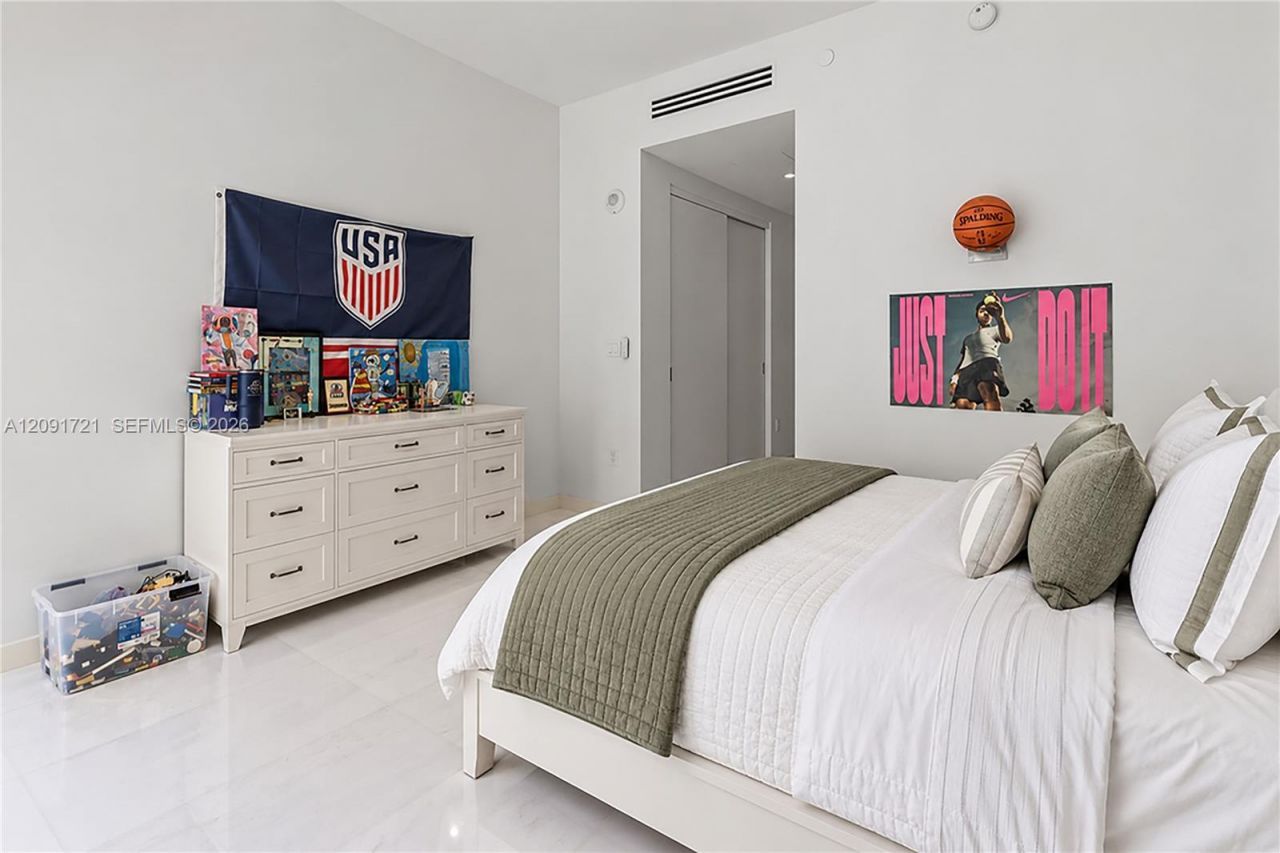 300 Biscayne Boulevard Way , Unit 3304C, Miami, FL 33131 Photo