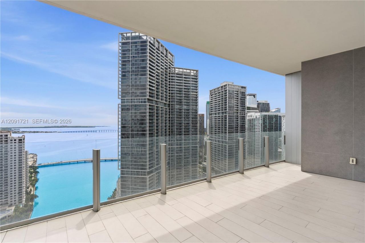 300 Biscayne Boulevard Way , Unit 3304C, Miami, FL 33131 Photo