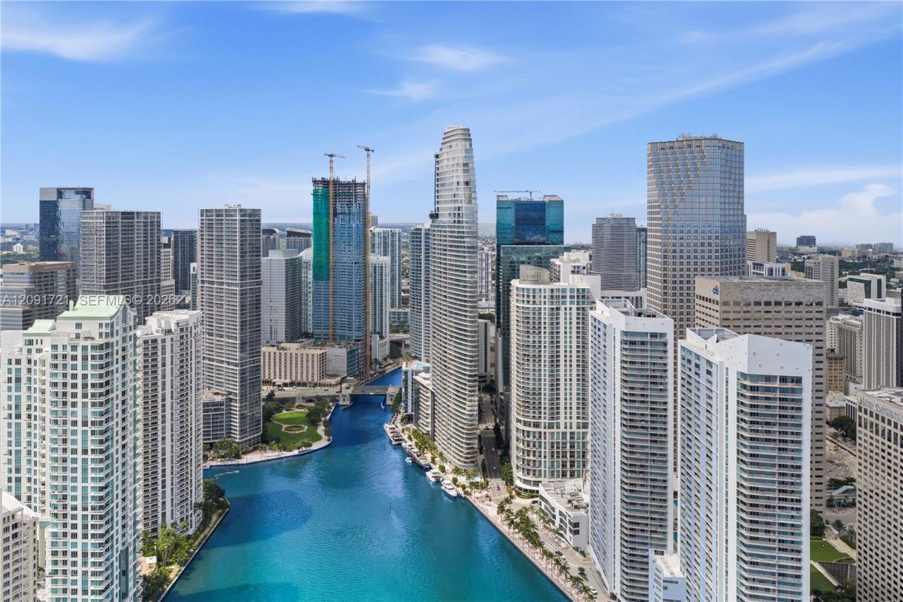 300 Biscayne Boulevard Way , Unit 3304C, Miami, FL 33131 Photo