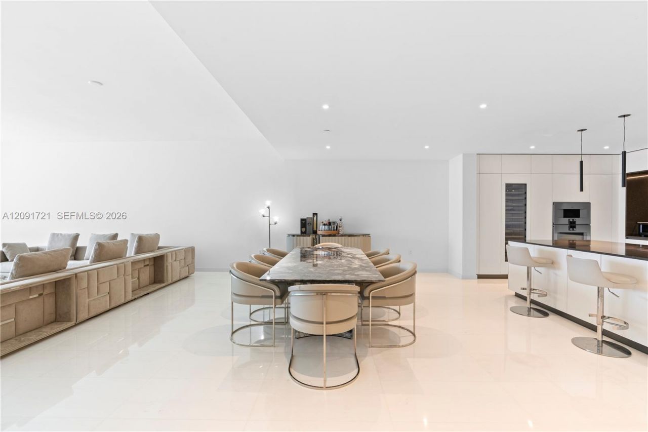 300 Biscayne Boulevard Way , Unit 3304C, Miami, FL 33131 Photo