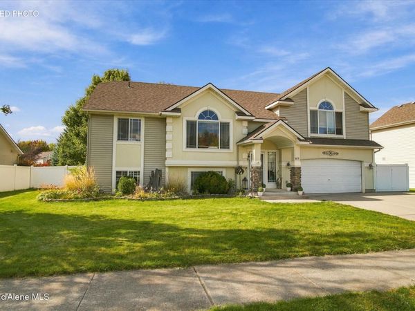 8175 N Salmonberry Lp , Hayden, ID 83835