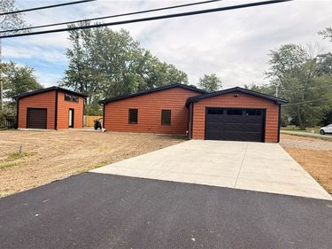 140 Rosewood Avenue , Angola, NY 14006