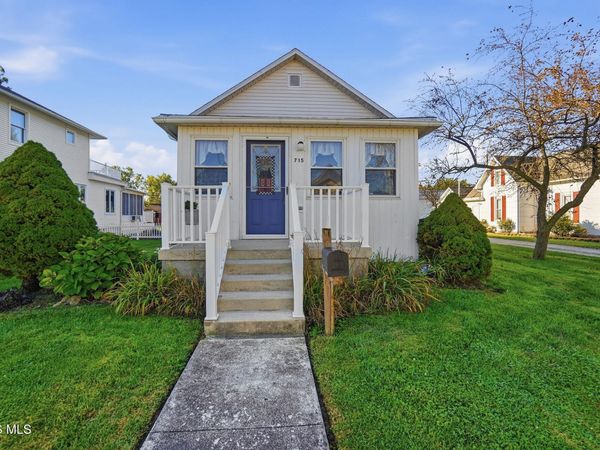 715 E Madison Street, Gibsonburg, OH 43431