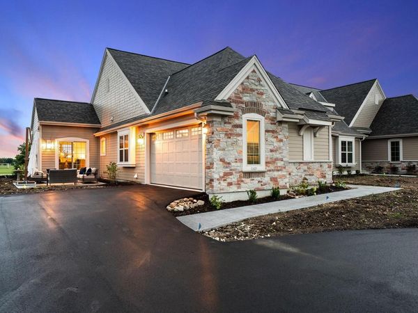 1620 Belmont LANE, Unit 26, Oconomowoc, WI 53066