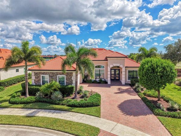10800 WHISK FERN DRIVE , VENICE, FL 34293