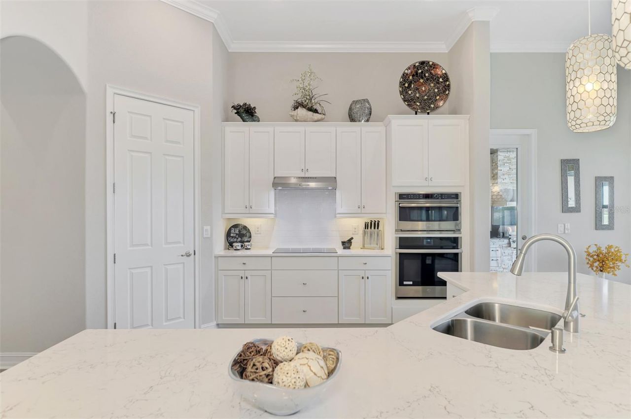 10800 Whisk Fern Drive, Venice, FL 34293 Photo