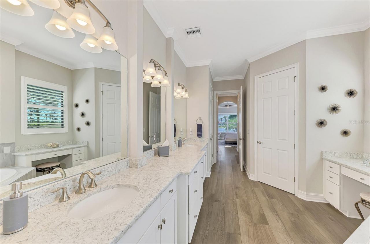 10800 Whisk Fern Drive, Venice, FL 34293 Photo