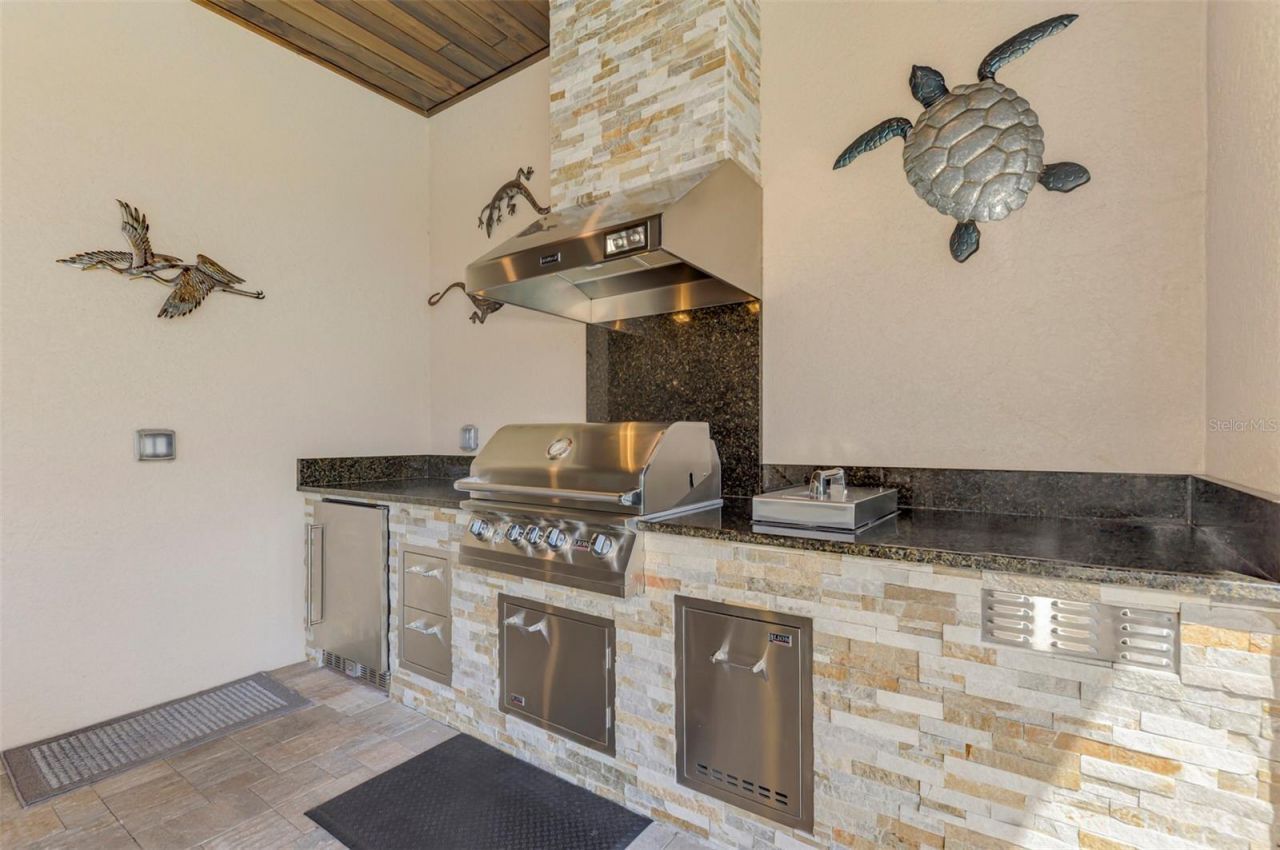 10800 Whisk Fern Drive, Venice, FL 34293 Photo