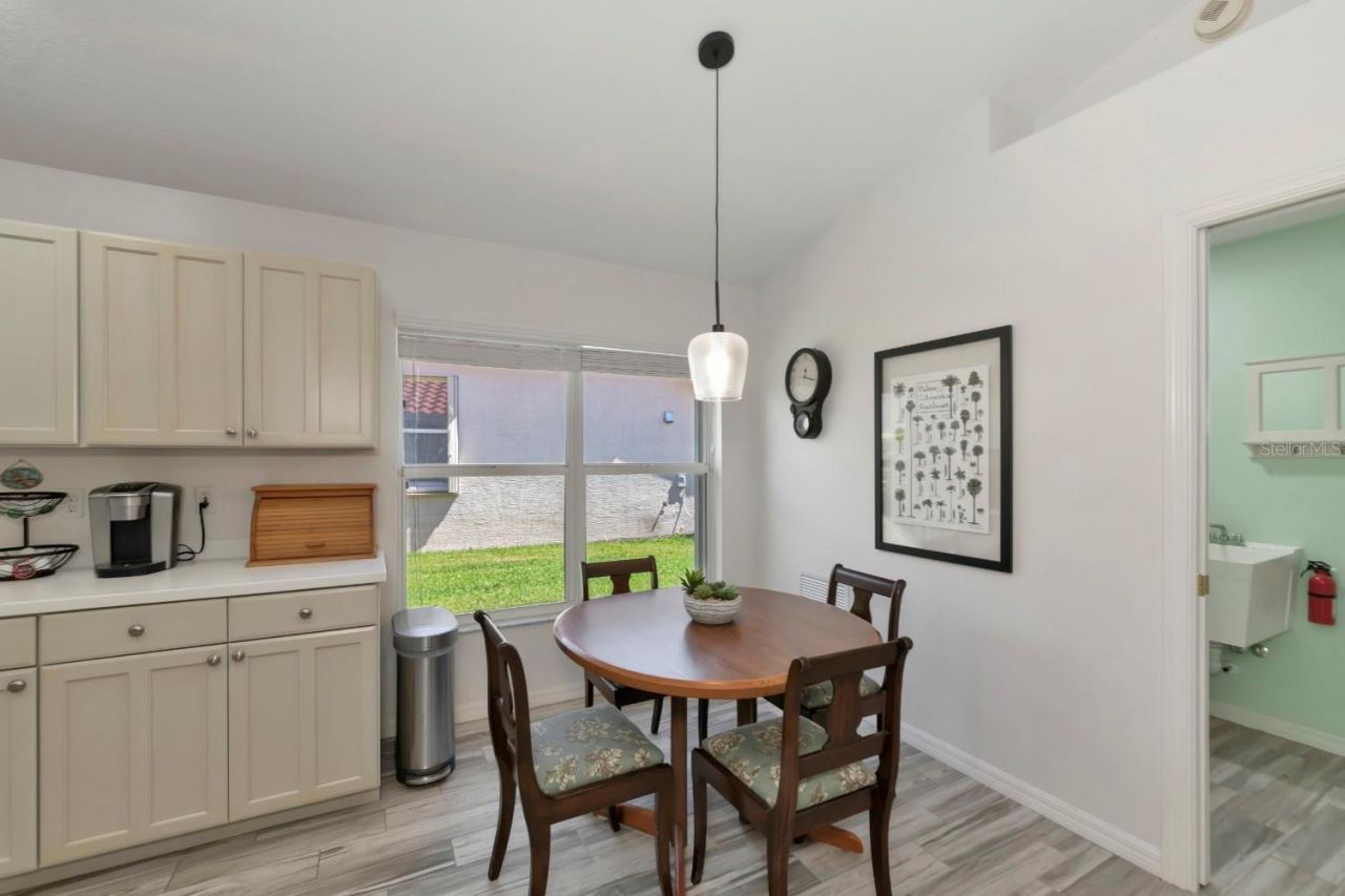 5113 Flagstone Drive, Sarasota, FL 34238 Photo