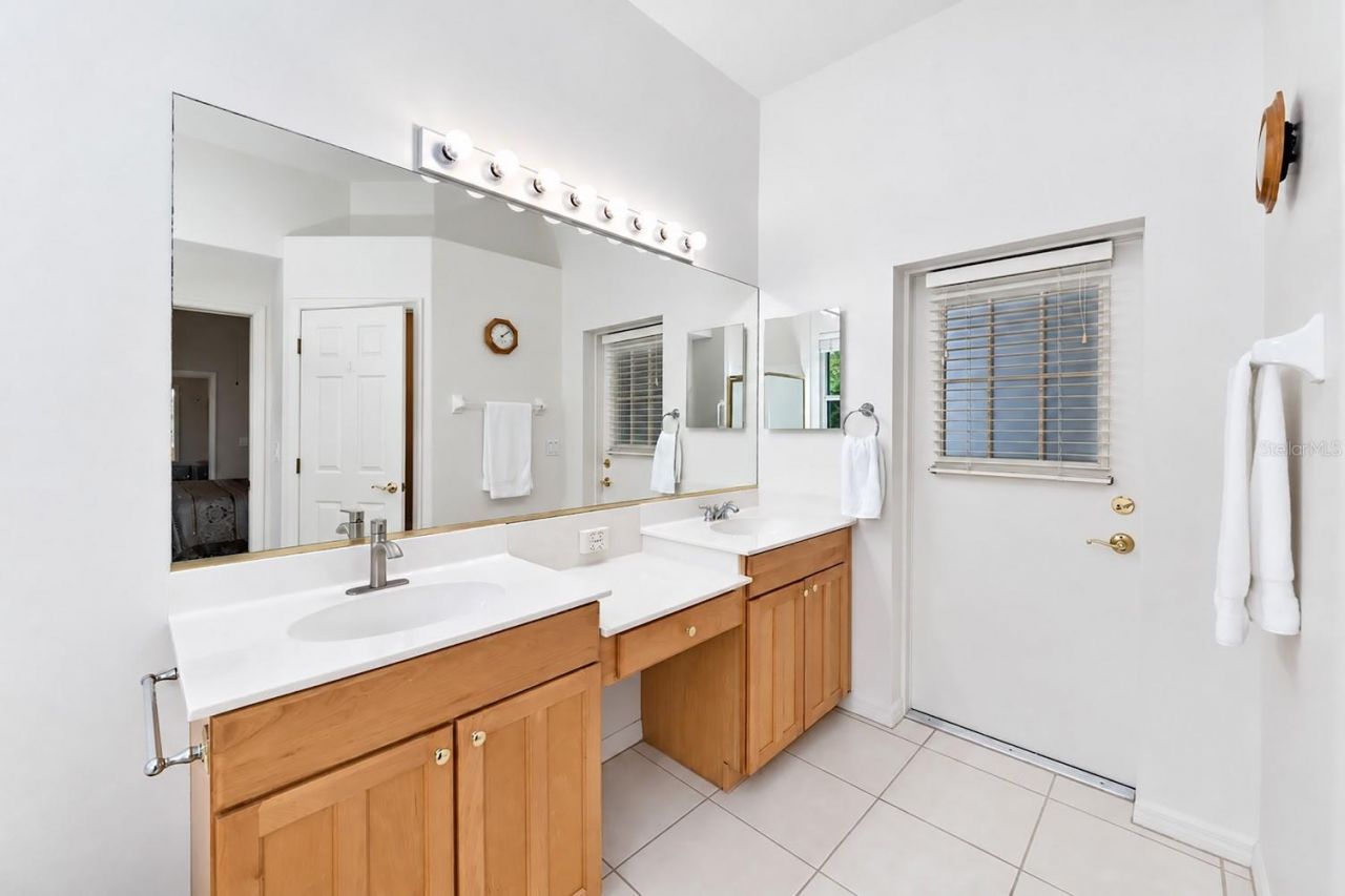 5113 Flagstone Drive , Sarasota, FL 34238 Photo