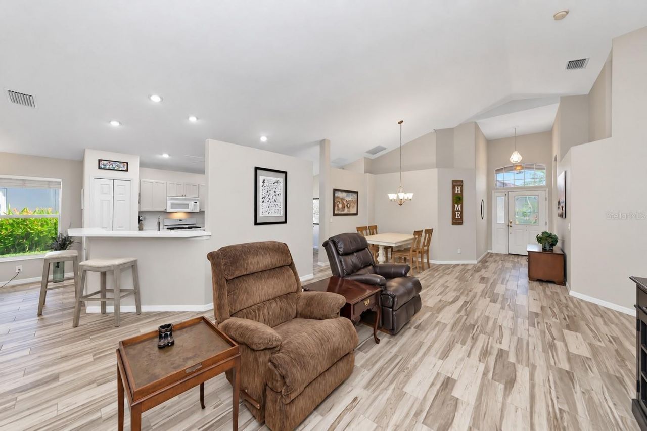 5113 Flagstone Drive , Sarasota, FL 34238 Photo
