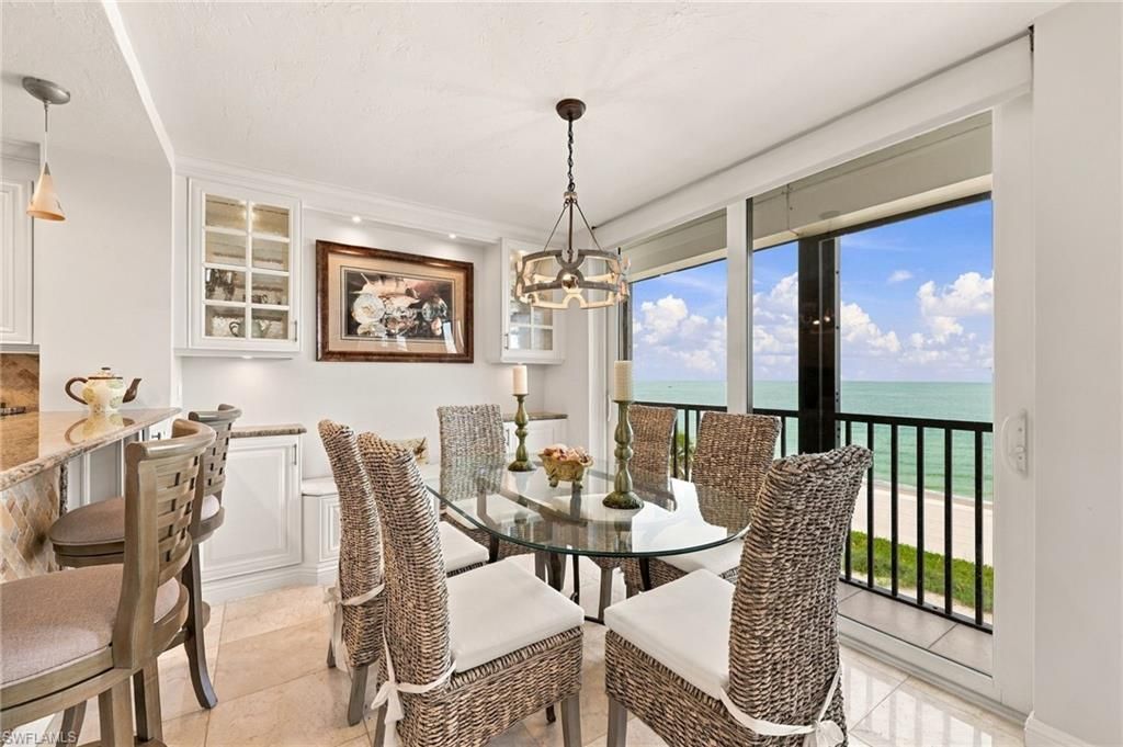 9653 Gulf Shore Dr , Unit 502, Naples, FL 34108 Photo