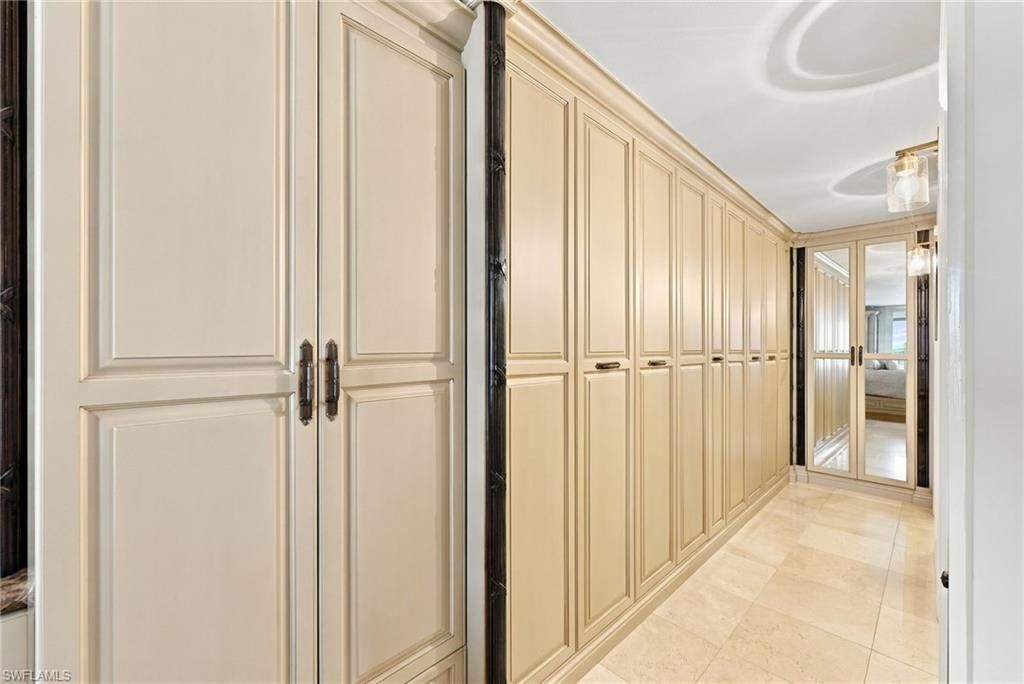9653 Gulf Shore Dr , Unit 502, Naples, FL 34108 Photo