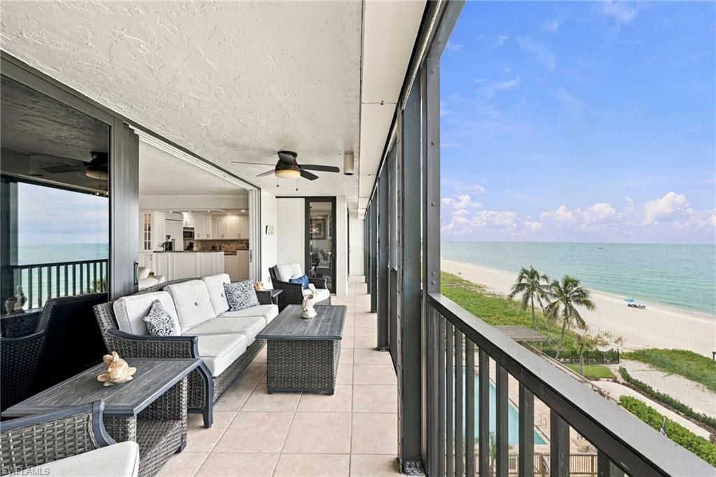 9653 Gulf Shore Dr , Unit 502, Naples, FL 34108 Photo