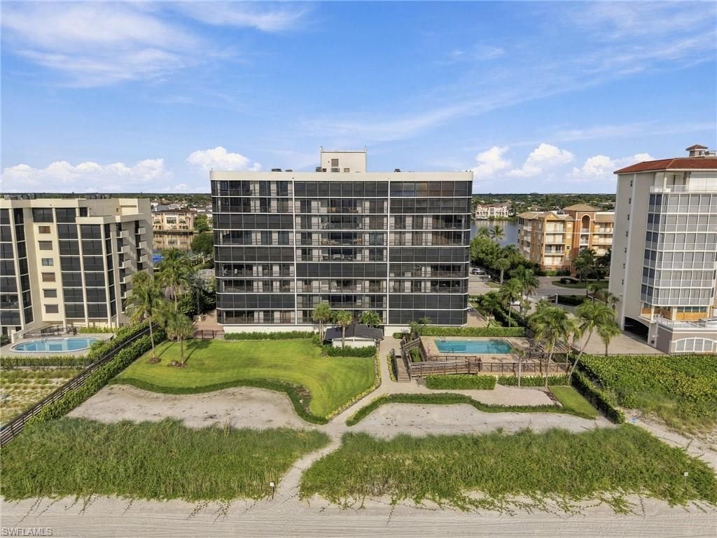 9653 Gulf Shore Dr , Unit 502, Naples, FL 34108 Photo