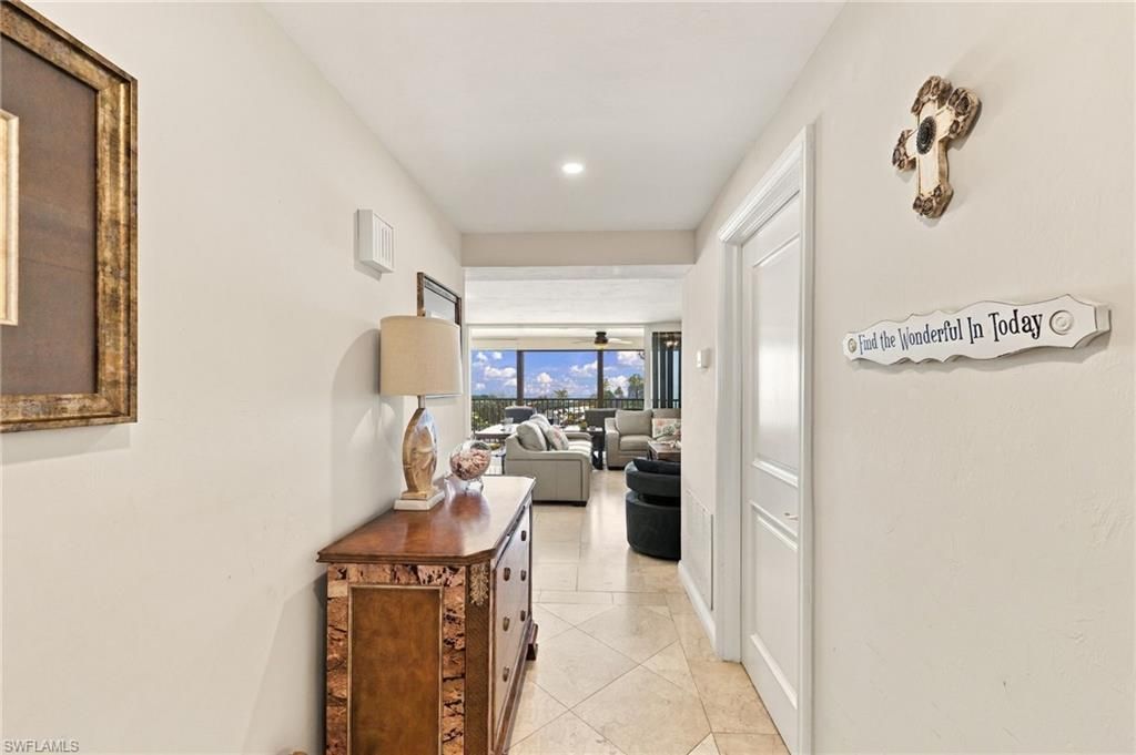 9653 Gulf Shore Dr , Unit 502, Naples, FL 34108 Photo