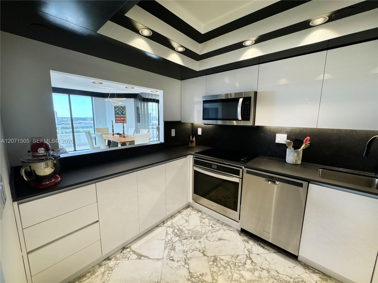 20355 NE 34th Ct , Unit 2027, Aventura, FL 33180 Photo