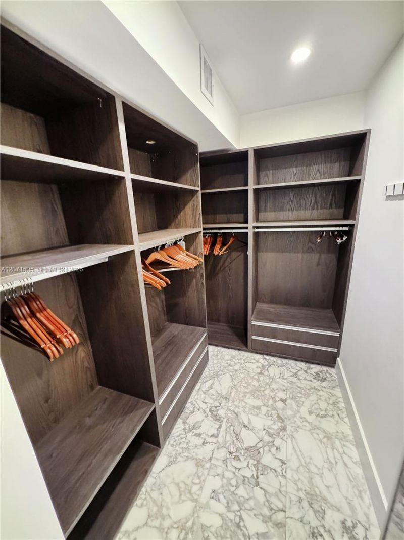 20355 NE 34th Ct , Unit 2027, Aventura, FL 33180 Photo
