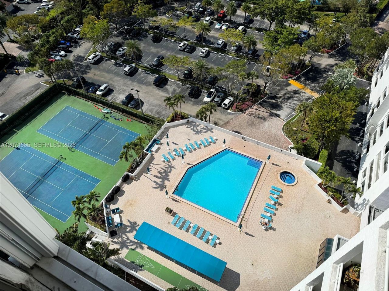 20355 NE 34th Ct , Unit 2027, Aventura, FL 33180 Photo