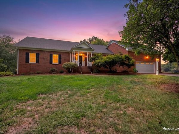3265 Beroth Road , Pfafftown, NC 27040