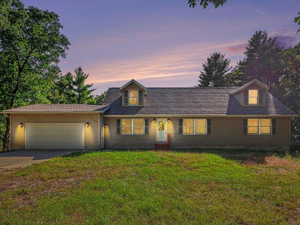 2361 E Raymond Road, Twin Lake, MI 49457