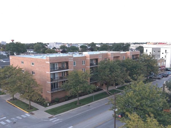 7414 W Irving Park Road , Unit 202, Norridge, IL 60706
