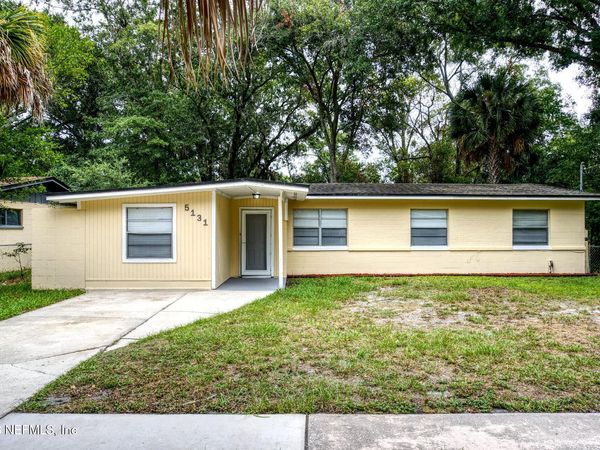 5131 REDSTONE Drive, Jacksonville, FL 32210