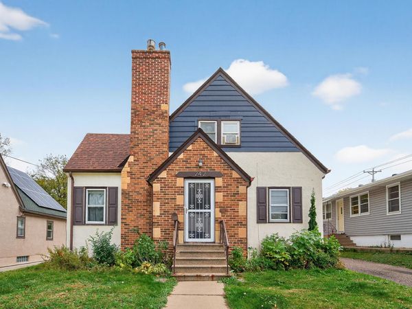 242 Annapolis Street W, West Saint Paul, MN 55118