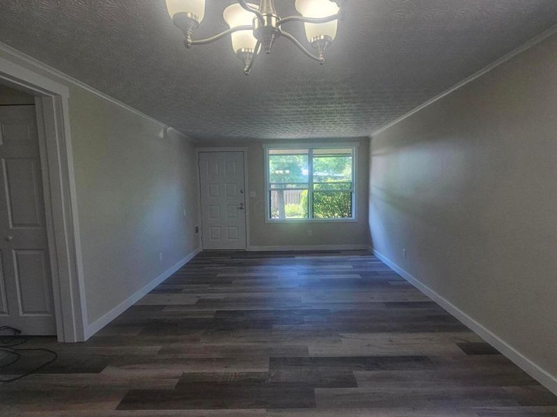 1726 Sunapple Way , Columbus, OH 43232 Photo 2