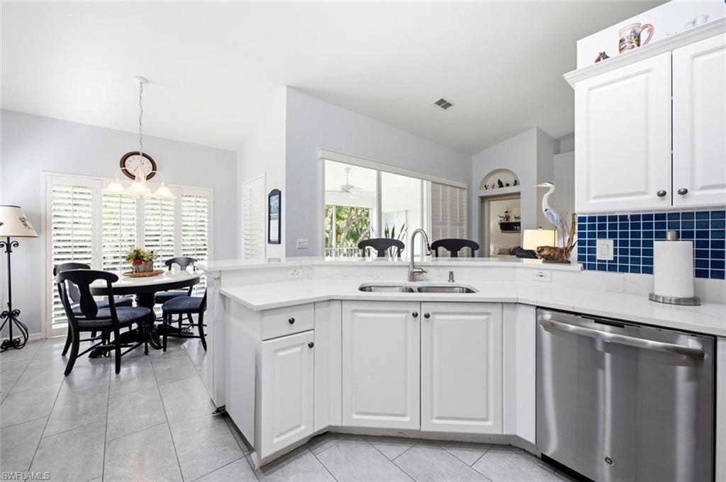 2165 Hawksridge Dr , Unit 1303, Naples, FL 34105 Photo