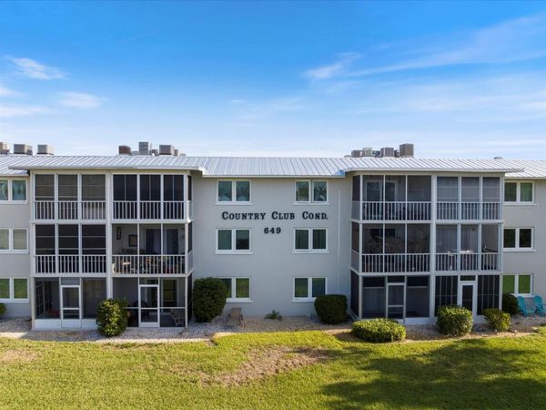 649 TAMIAMI TRAIL S, Unit 111, VENICE, FL 34285