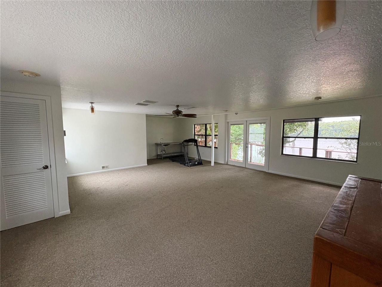 4223 E Riverhills Drive, Tampa, FL 33617 Photo