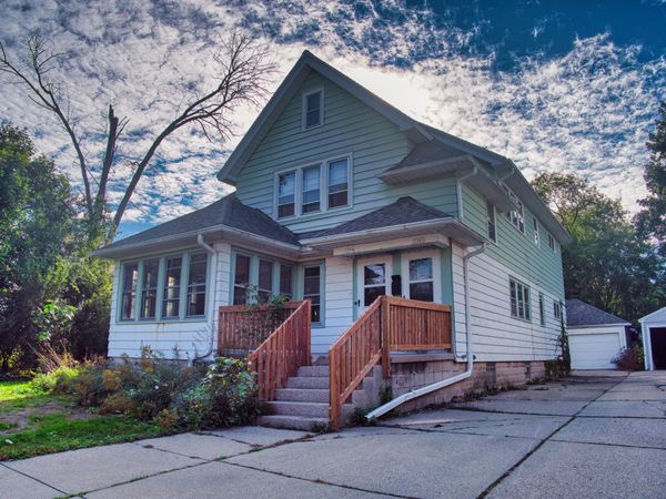 1259 N 64th St, Unit 1261, Wauwatosa, WI 53213