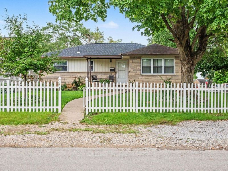 226 Oxley Road, Columbus, OH 43228 Photo 1