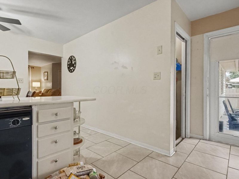 226 Oxley Road, Columbus, OH 43228 Photo 10