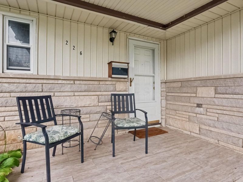226 Oxley Road, Columbus, OH 43228 Photo 2