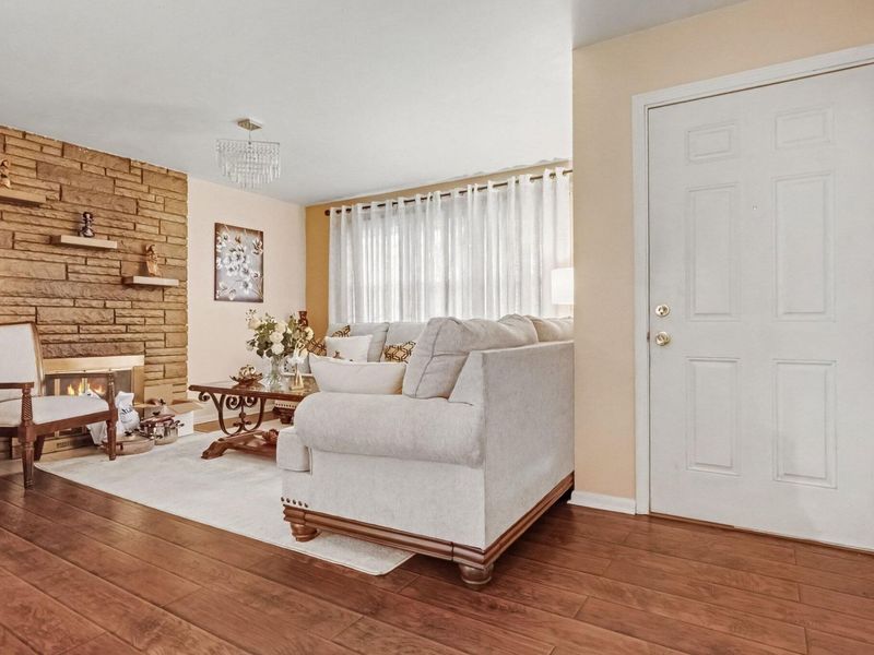 226 Oxley Road, Columbus, OH 43228 Photo 3