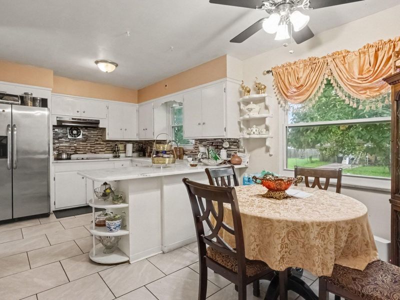 226 Oxley Road, Columbus, OH 43228 Photo 6
