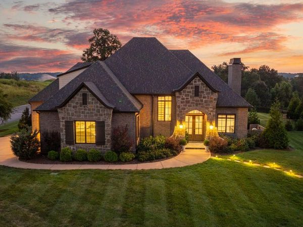 250 Bower Court, Lenoir City, TN 37772