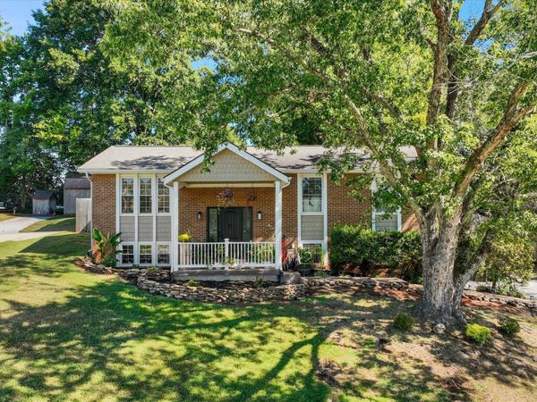 7519 S Whispering Oak Circle, Powell, TN 37849
