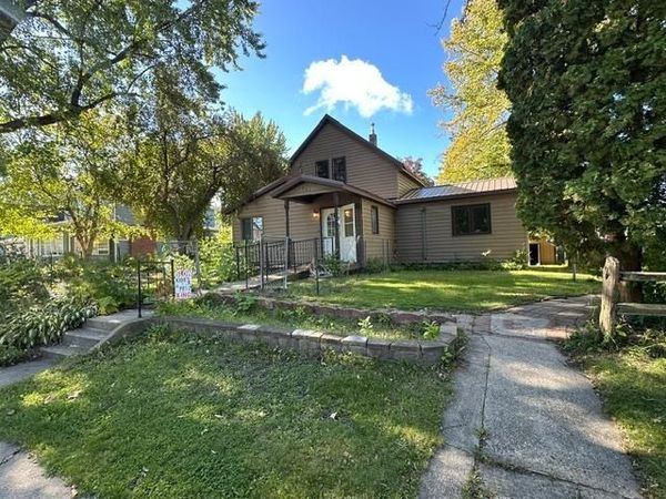 207 Hartley Street , Coleraine, MN 55722