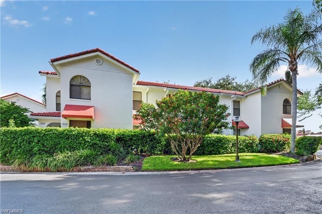 599 Serendipity Dr , Unit 599, Naples, FL 34108 Photo
