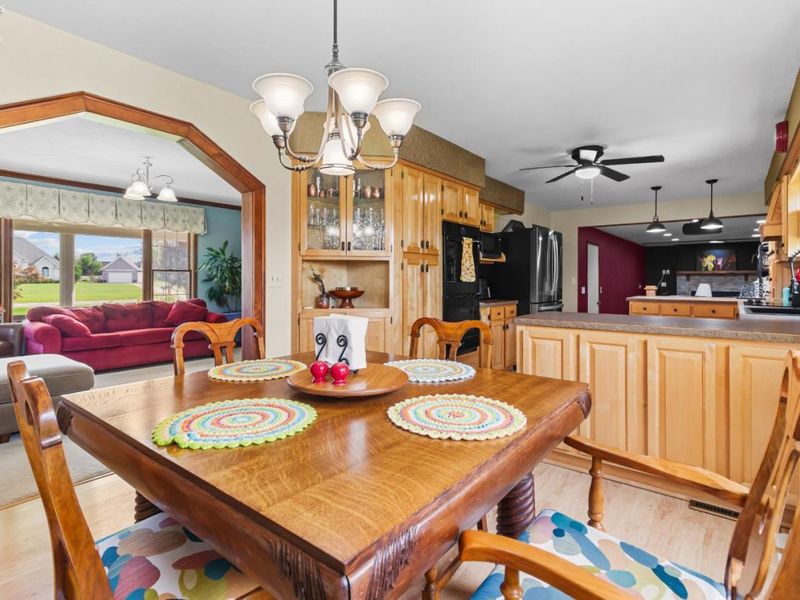 47568 Middle Ridge Road, Amherst, OH 44001 Photo 17
